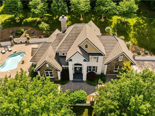 948 Little Coal River Road, Charleston, WV, 25309 | Card Image