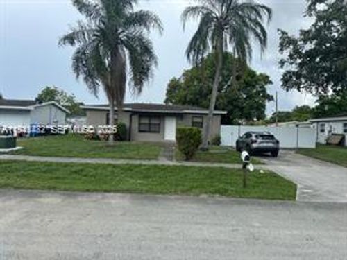 4620 Sw 31st Dr, West Park, FL, 33023-5567 | Card Image