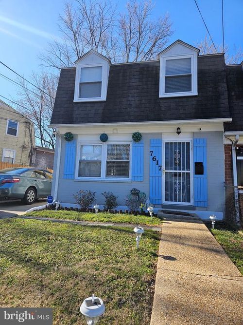 7617 Allendale Cir, Hyattsville, MD, 20785-4102 | Card Image