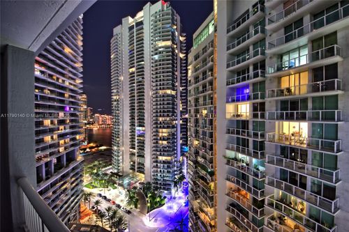 apt-2303-170 Se 14th St, Miami, FL, 33131-3340 | Card Image