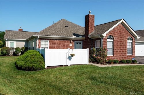 5117 Crescent Ridge Dr, Clayton, OH, 45315-9679 | Card Image