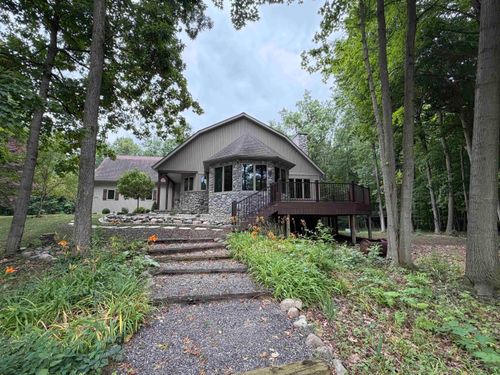 2220 S Dehmel Road, Frankenmuth, MI, 48734 | Card Image