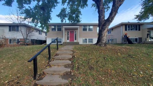 5749 33rd Ave S, Minneapolis, MN, 55417-2862 | Card Image