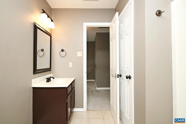 613 Whitcover Cir, Townhouse with 3 bedrooms, 2 bathrooms and null parking in CHARLOTTESVILLE VA | Image 16