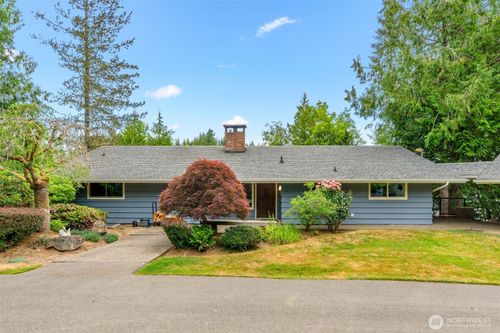 3211 Se Kamilche Point Rd, Shelton, WA, 98584-7948 | Card Image