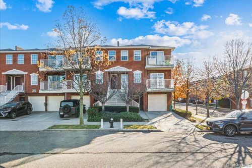 123-122 Powells Cove Blvd, College Point, NY, 11356-1245 | Card Image