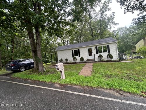 198 Lemon Rd, Farmingdale, NJ, 07727-3536 | Card Image