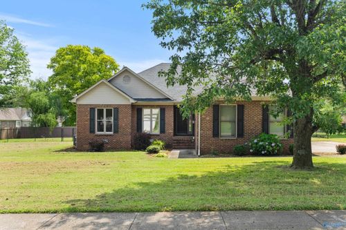 119 Amethyst Dr, Huntsville, AL, 35810-6515 | Card Image