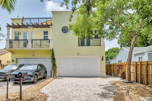 416 Sw 11th St, Fort Lauderdale, FL, 33315-1233 | Card Image