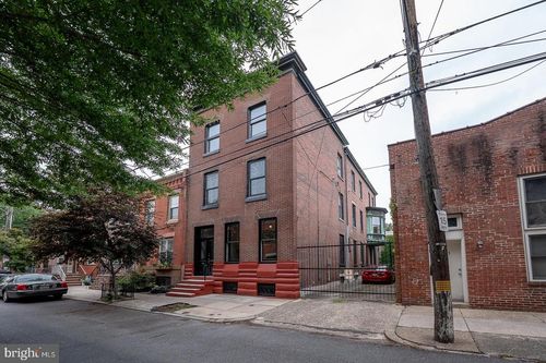 825 N 27th St, PHILADELPHIA, PA, 19130-1805 | Card Image