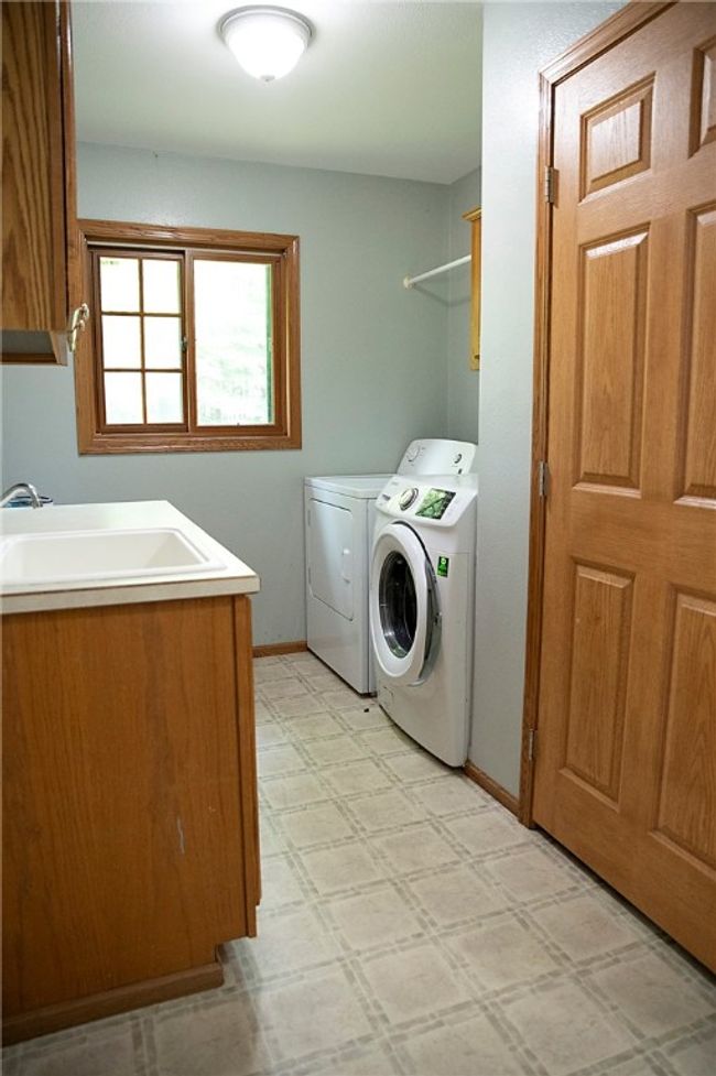 6975 158 Th Ave, House other with 5 bedrooms, 3 bathrooms and null parking in Bloomer WI | Image 37