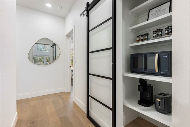 Hall pantry | Image 20