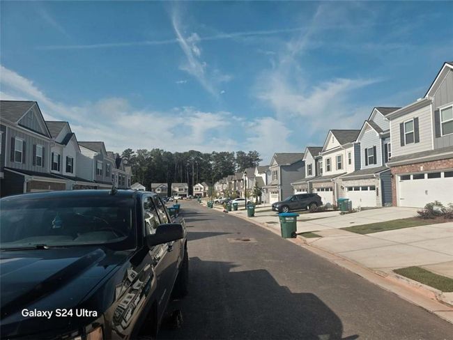 2625 Ravencliff Dr, Townhouse with 3 bedrooms, 3 bathrooms and null parking in Austell GA | Image 4