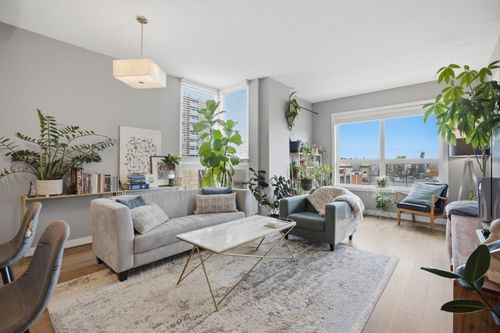 303-1110 3 Ave Nw, Calgary, AB, T2N4J3 | Card Image