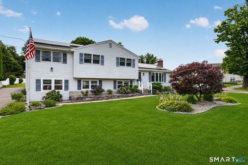 26 Willard Ave, Old Saybrook, CT, 06475-2536 | Card Image