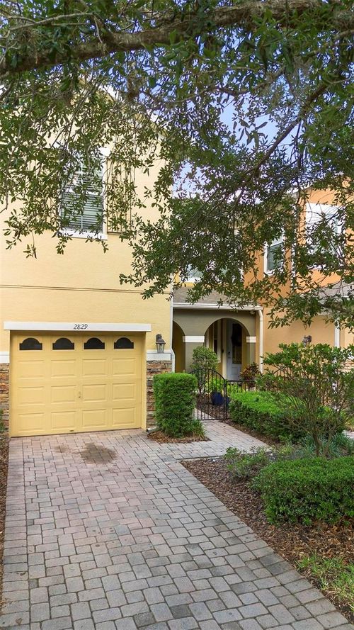 2829 Shady Willow Ln, Oviedo, FL, 32765-3416 | Card Image