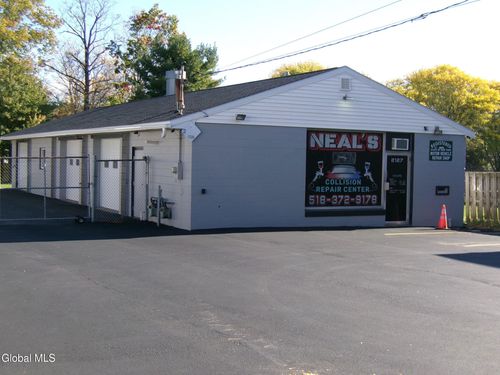 2127 Central Ave, Schenectady, NY, 12304-4468 | Card Image