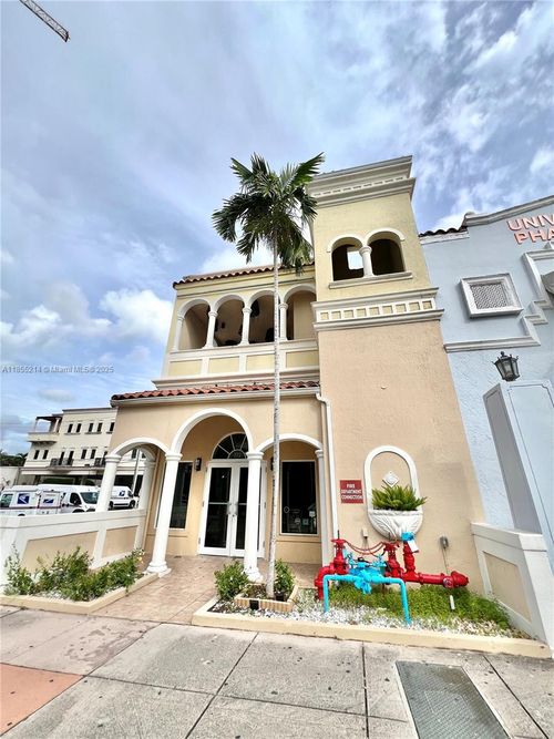 223 Valencia Ave, Coral Gables, FL, 33134-5905 | Card Image