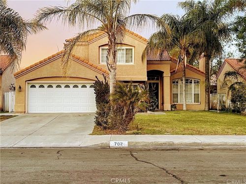 702 Camelia, Perris, CA, 92571 | Card Image