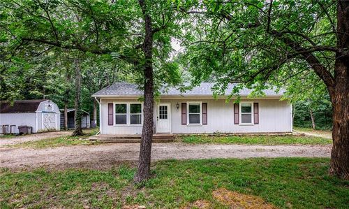22 Turner Ln, Lacygne, KS, 66040 | Card Image