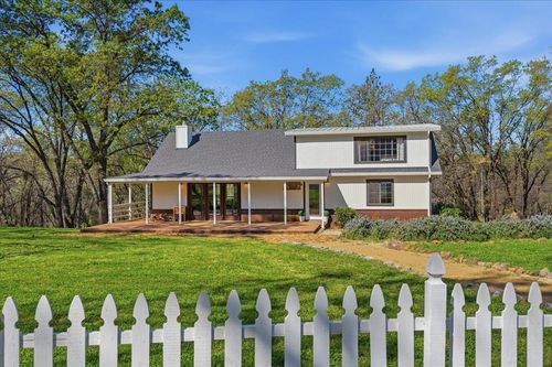 11403 Woodacre Rd, Grass Valley, CA, 95949-9535 | Card Image