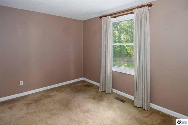 300 Linda Lane, House other with 3 bedrooms, 1 bathrooms and null parking in Elizabethtown KY | Image 18