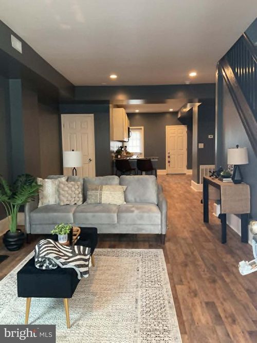 4255 Nicholas Ave, BALTIMORE, MD, 21206-6419 | Card Image