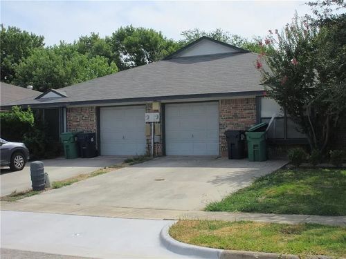 329 Casie Ct, Denton, TX, 76207-7613 | Card Image