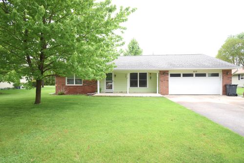 910 E Stewart Dr, Rensselaer, IN, 47978-3221 | Card Image