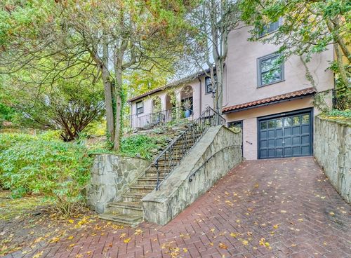 446 Highland Ave, Winchester, MA, 01890-3903 | Card Image