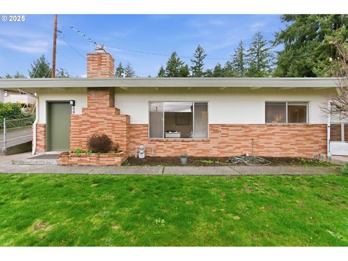 8456 Sw Canyon Dr, Portland, OR, 97225-3449 | Card Image