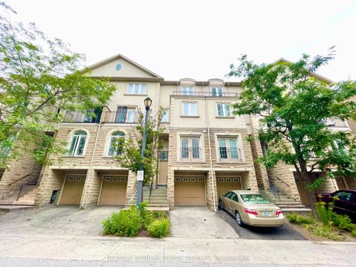 10 William Poole Way, North York, ON, M2N7A7 | Card Image