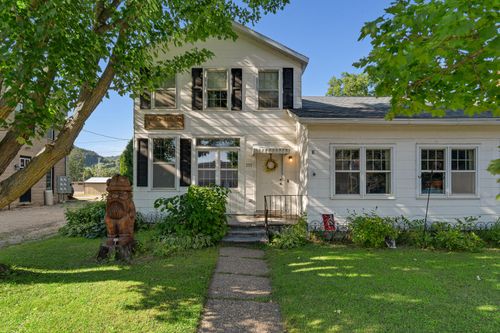 215 Central Ave, COON VALLEY, WI, 54623-9742 | Card Image