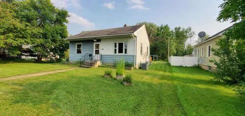 1322 2nd St W, Eveleth, MN, 55734-1213 | Card Image