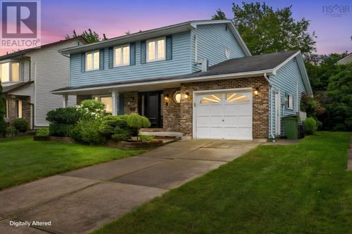 94-94 Dillon Cres, Halifax, NS, B3M4A8 | Card Image