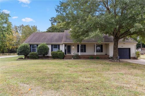 911 Mount Pleasant Rd, Chesapeake, VA, 23322-3419 | Card Image