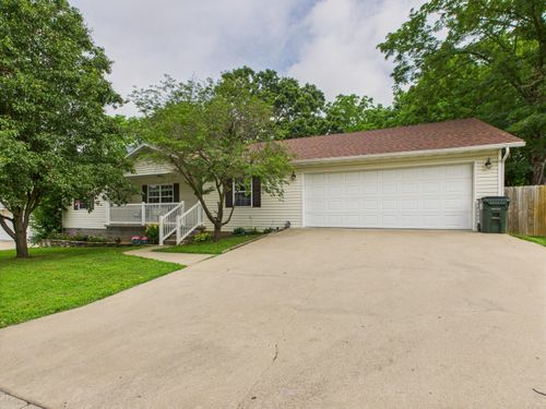 104 Paradise Cove Ln, Berryville, AR, 72616-5141 | Card Image