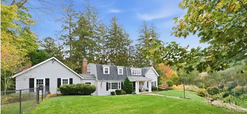 5 Kanes Ln, Halesite, NY, 11743-1118 | Card Image