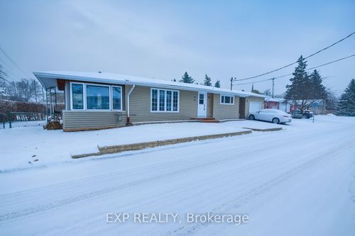 47 Augusta St, South Dundas, ON, K0C1X0 | Card Image