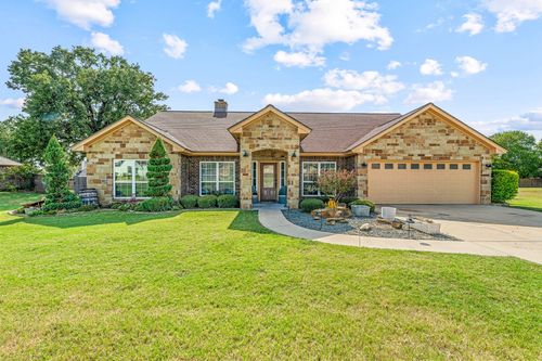 112 Blue Ribbon Ln, Stephenville, TX, 76401-8032 | Card Image