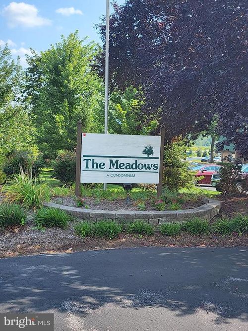 132-132 Meadowview Ln, MONT CLARE, PA, 19453-5121 | Card Image