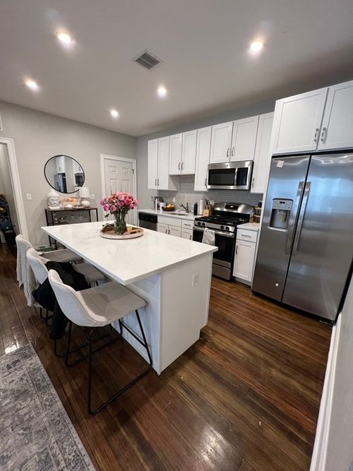 1-209 E Cottage St, Boston, MA, 02125-1706 | Card Image