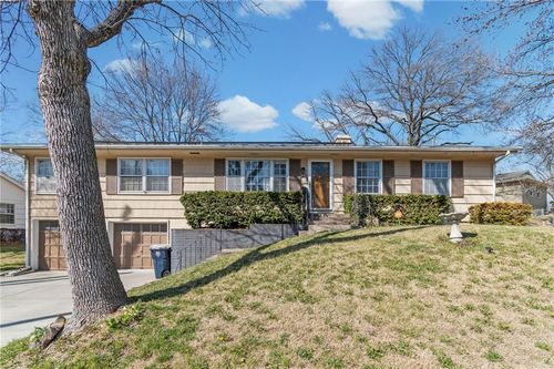3432 Ne 46th St, Kansas City, MO, 64117-1274 | Card Image