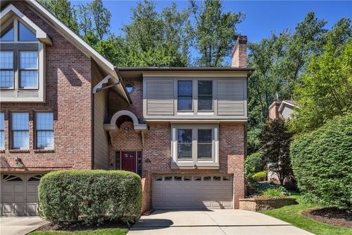258 The Pines Dr, Pittsburgh, PA, 15243-1472 | Card Image