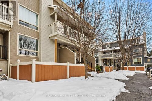 53a-798 St Andre Dr, Orleans, ON, K1C4R4 | Card Image