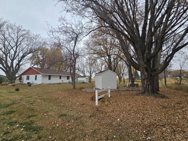 121 Main Ave N, House other with 2 bedrooms, 2 bathrooms and null parking in Jasper MN | Image 42