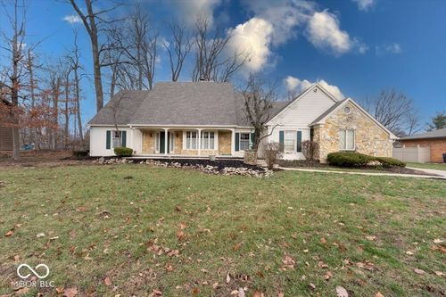 910 Sleepy Hollow Place, Greenwood, IN, 46142 | Card Image