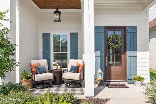 212 San Domingo Dr, Youngsville, LA, 70592-1020 | Card Image