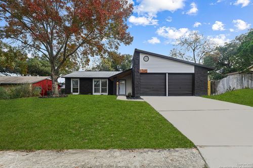12411 Bret Springs St, San Antonio, TX, 78233-4605 | Card Image