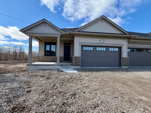 7 Horizon Court, Central Elgin, ON, N5P0E5 | Card Image